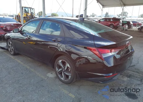 2023 Hyundai Elantra Sel z USA, uszkodzony, nr VIN KMHLS4AG3PU453618